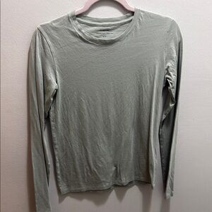 Vince Fitted Green Long Sleeve Tee